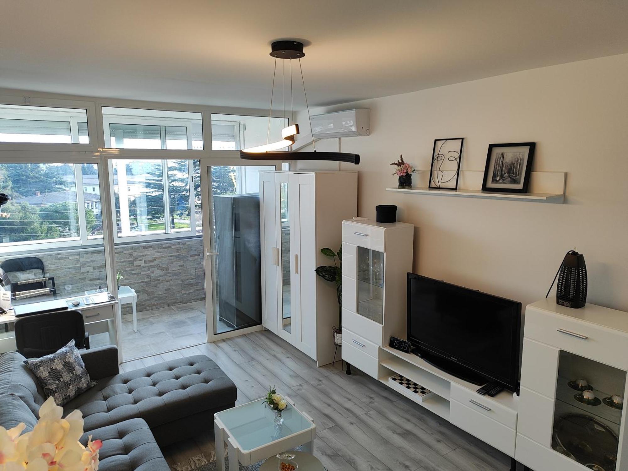 With Garage Apartment *